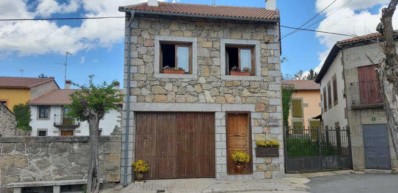 בית הארחה נאבארדונדה דה גרדוס 	Casa Rural El Casillo Del Abuelo Goyo מראה חיצוני תמונה